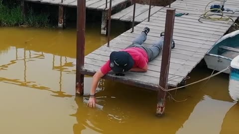 THIS GUY USED HIS PHD DEGREE TO CLEAN HIS CHILDHOOD LAKE