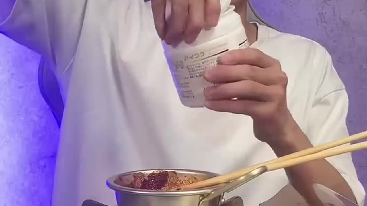 Funny video 😂😂😂 I try it, too! Baked HARIBO