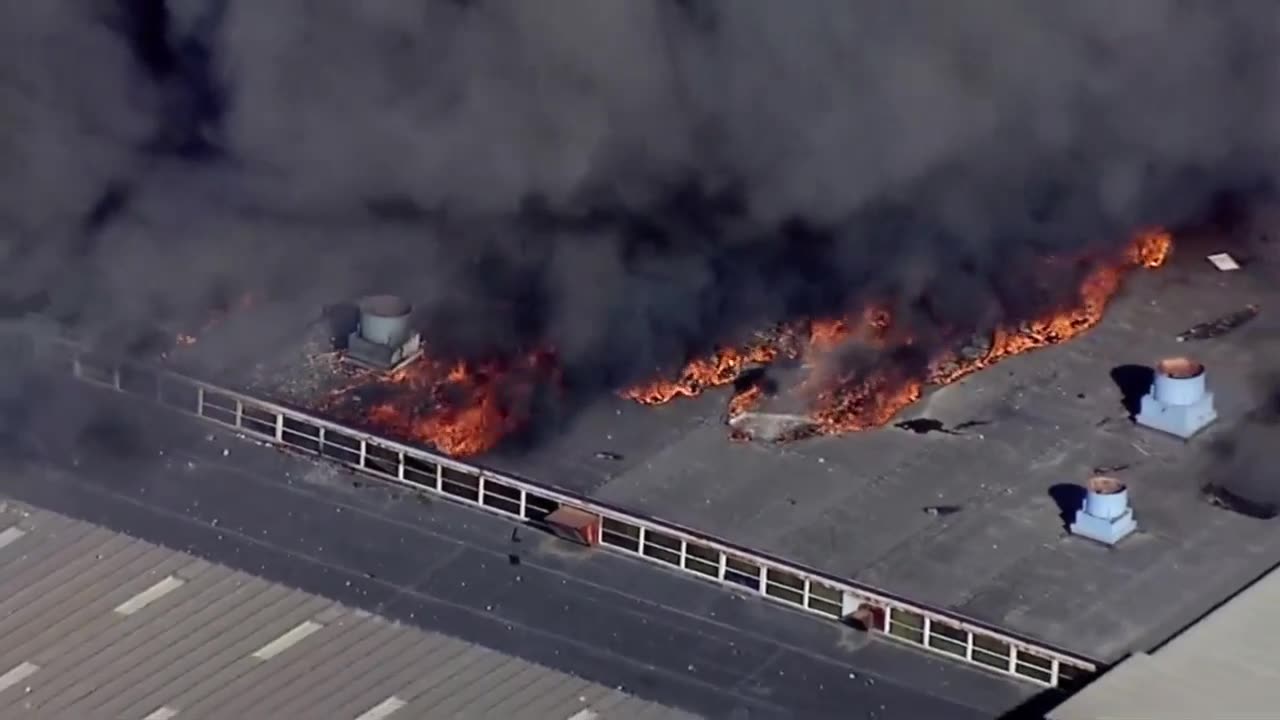 Huge explosion at Bedford, Ohio, metal manufacturing plant.