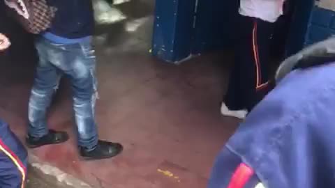 IED Raquel Jaramillo: Alumno agrede a compañera con patada voladora
