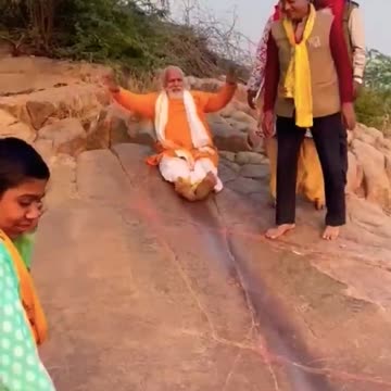 फिसलनी शिला : Braj Chaurasi Kos Yatra Darshan | Mahant Shri Hit Ladli Sharan Ji Maharaj