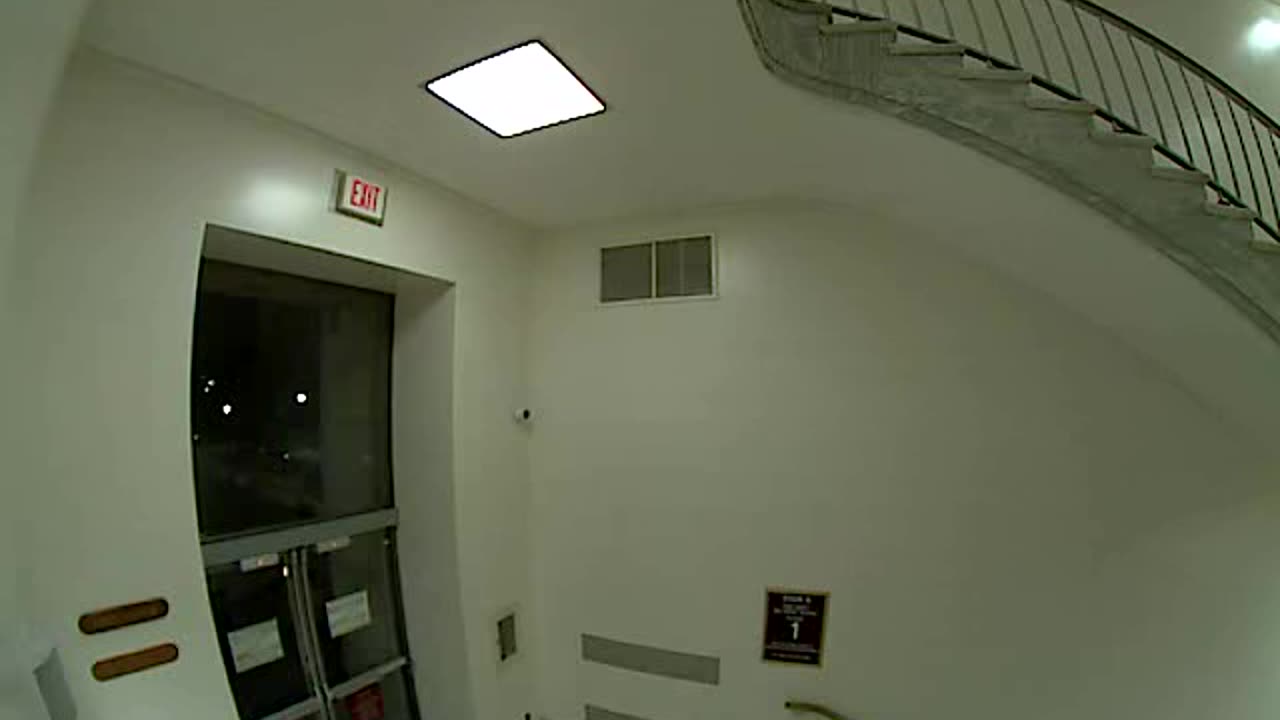 3162RHOB01Stair8FireDoorRH20_2021-01-05_21h00min04s263ms.mp4