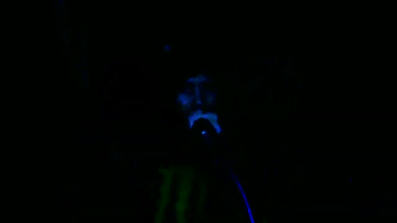 [Cyraxx Youtube 2020-12-17] Following the signs