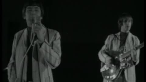 The Troggs - With A Girl Like You = 1965