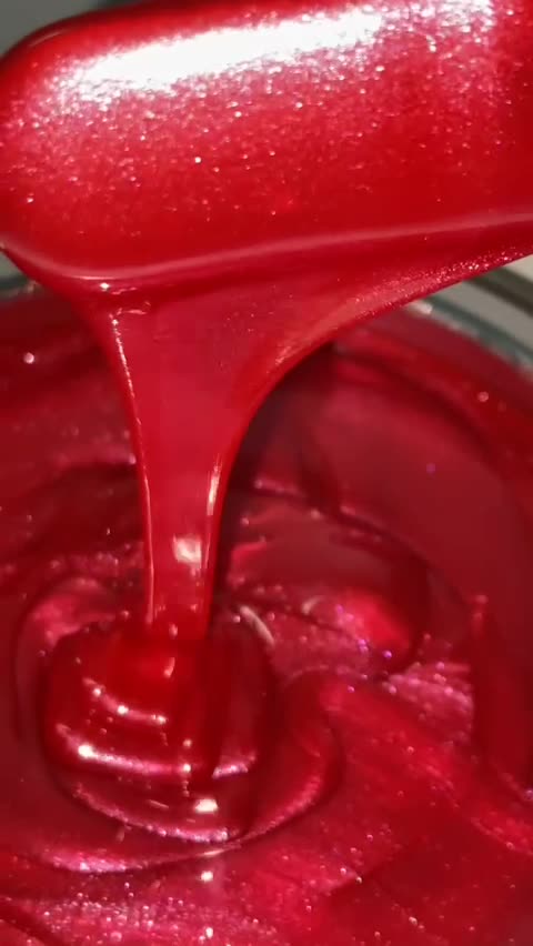 Cherokee from Skin Boss Demonstrates Melting of Sexy Smooth Hard Wax Trio