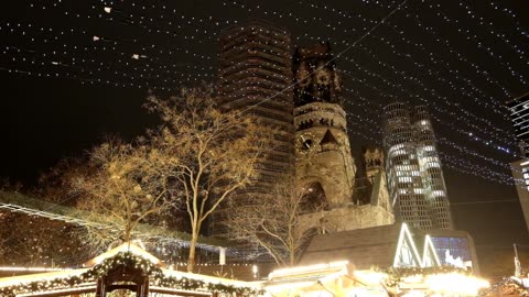 Ku'damm Weihnachtsmarkt - Classic Chrome - on Fujifilm X-T1/XF16