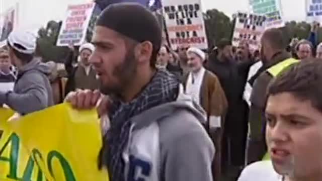 Save the Sheikh Canberra Rally (Lateline, June 3rd 2010)