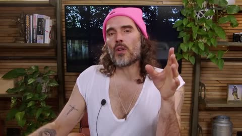 Russell Brand Says Alex Jones Was Right