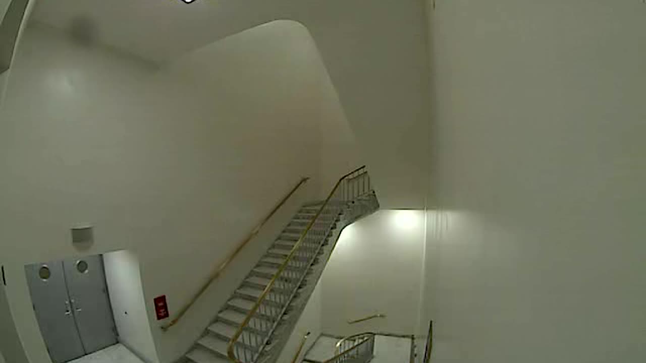 3154RHOB03Stair5_2021-01-06_03h00min01s113ms.mp4