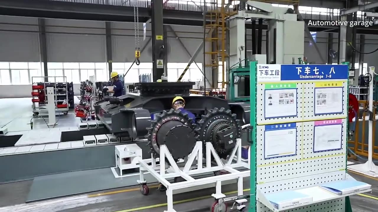 China's biggest excavator factory (Production of XCMG construction equipment)