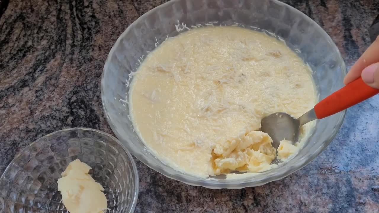 gelado de abacaxi fica delicioso muito fácil de fazer e prático