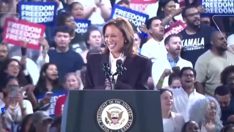 🤣 Kamala's Rally Tonight Is A Sh*t Show