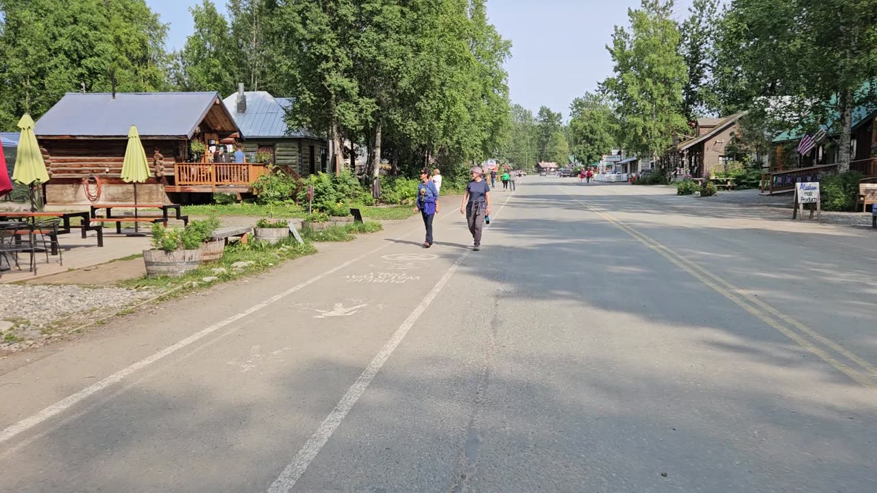 23 July Talkeetna, Alaska Mile High Pizza