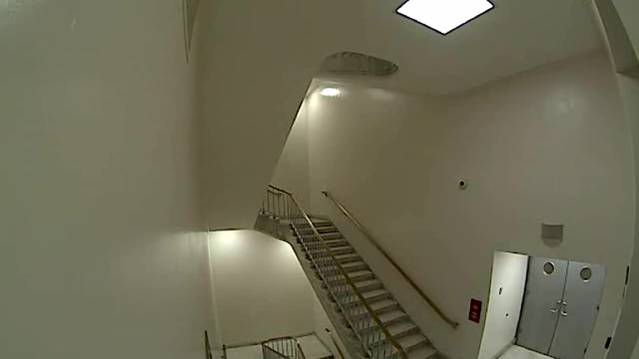 3150RHOB01Stair8_2021-01-05_01h00min00s770ms.mp4