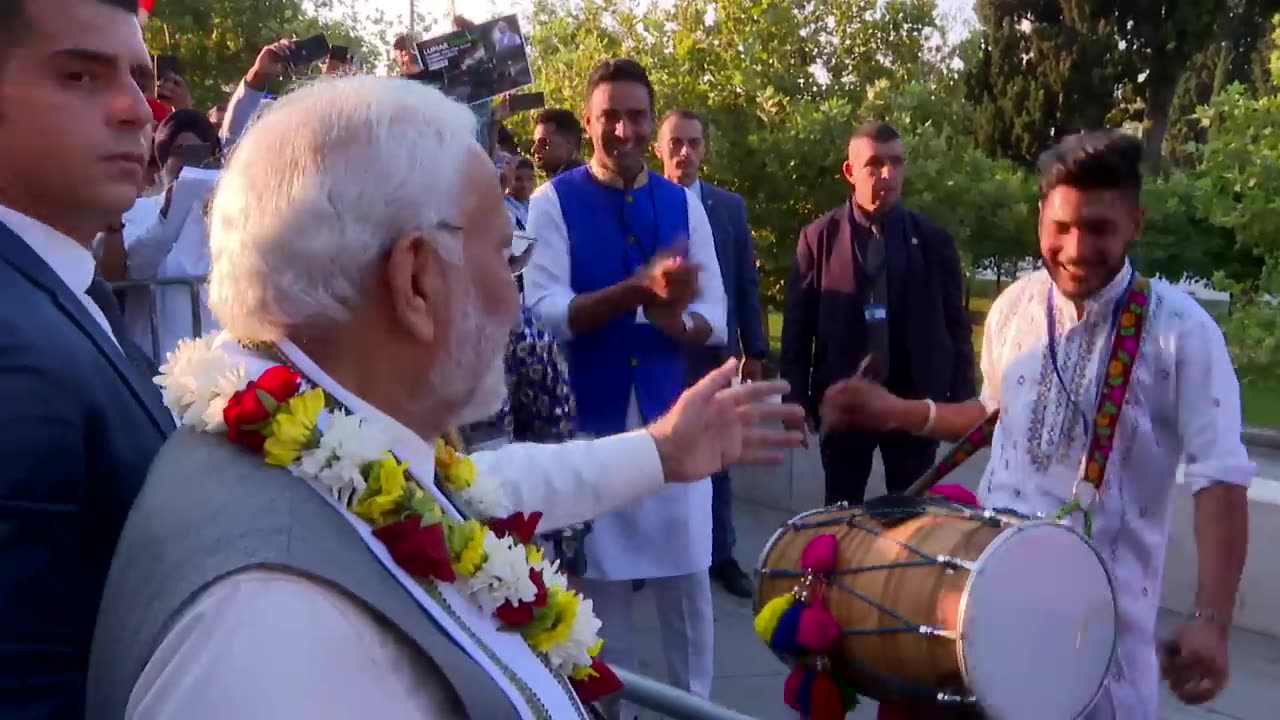 Memorable welcome for PM Modi