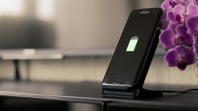 Travel Samsung Mobile Wireless Charge