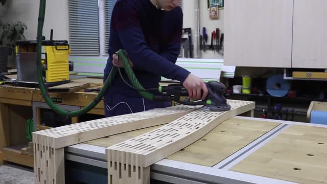 How to make a curved modern bench. Woodworking.