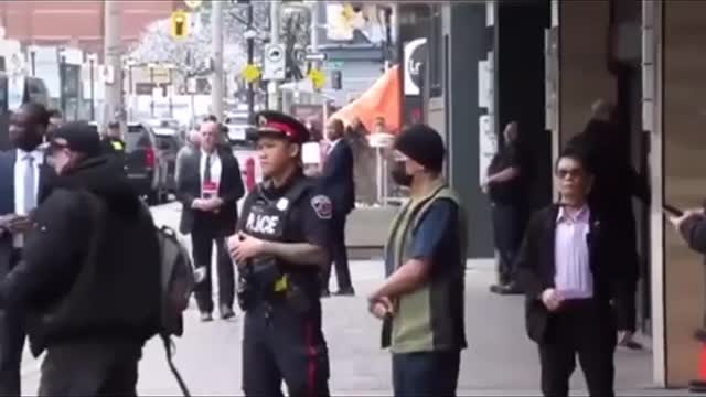 [Trudeau] Again | God Bless The Patriots In Canada & Give Them Strength . 🇨🇦