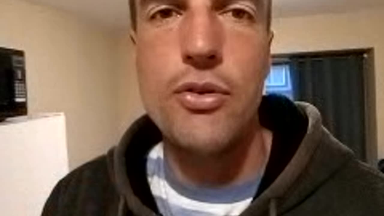 "GREEN LIGHT." = 105 (RUMBLE, JOY!). NOV 1, 8:10am finish, 2023.