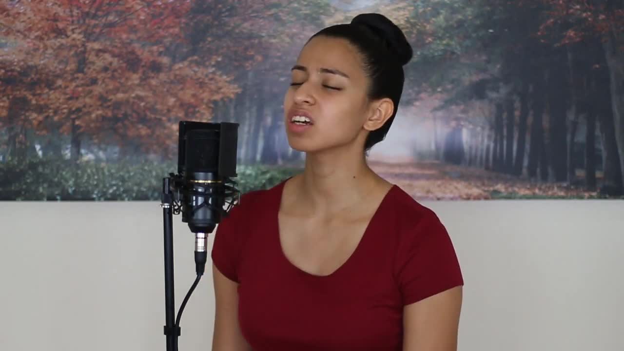 Cerca de Ti en Ingles por Jesus Adrián Romero (Worship Cover by Nataly Medina)