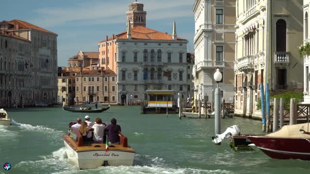 Cinematic Documentary - Tour of Venice - Visiting Top Tourist Attractions in Venice - Italy