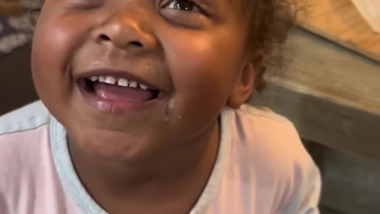 Little girl hilariously explains what she did in school