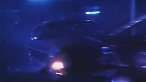 Short Car Chase in License to Steal - 1990