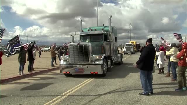 'People's Convoy' heads to Washington