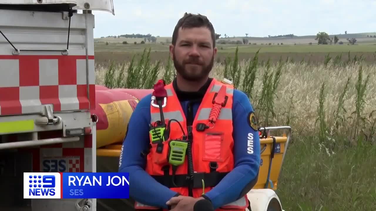 NSW town inundated by worst flood in 70 years | 9 News Australia