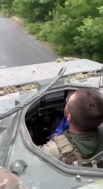 Lt. In the FSB Steals Russian Armored Vehicle