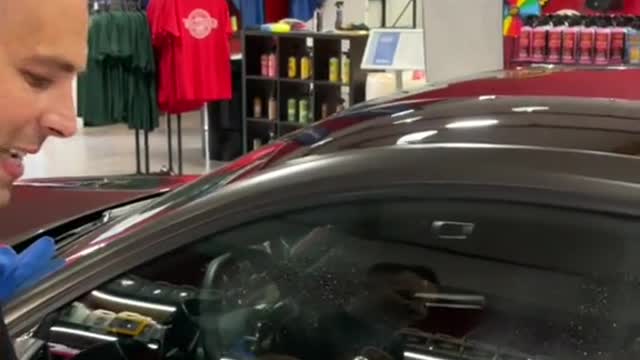 How to clean windows in 30 seconds!#diy