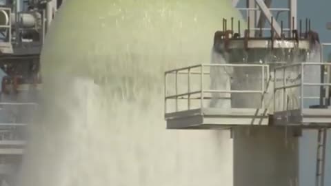 This is How NASA's water jet system protect a rocket launch
