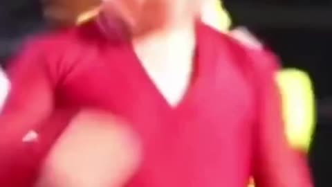 Amazing Expression of the child! Best Magical Dance! Funny and Motivated!