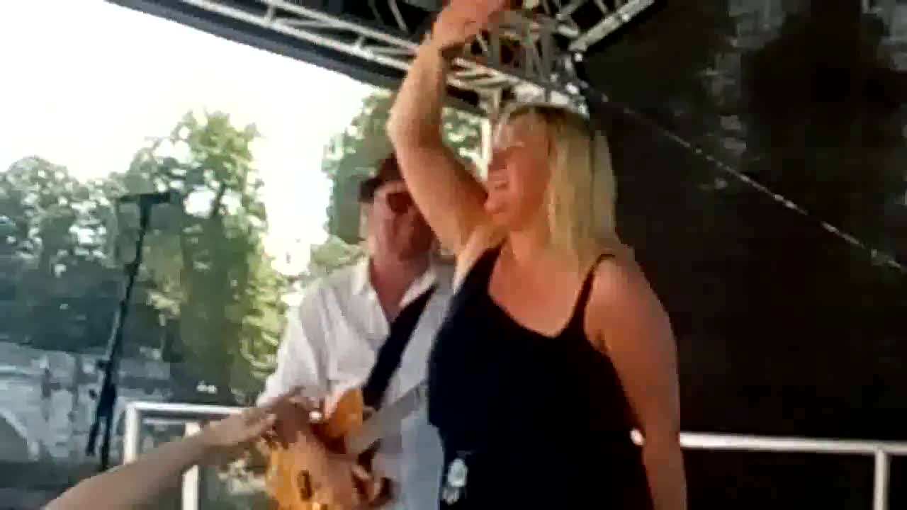 Hi Heel Sneakers - The Emma Wilson Band - Richmond Riverside Live - 4th August 2018