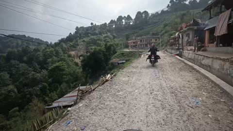 RODE TO EVEREST - DAY 3 - SHORT VERSION. WARM UP RIDE IN KATHMANDU. (NEPAL)