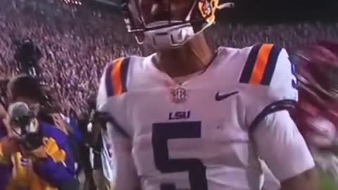 LSU scores a touchdown in overtime