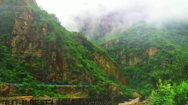 Everyone will have an ancient town feeling in their hearts, flowing water south of the Yangtze River