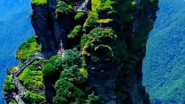 Deep in the mountains of Guizhou, there is a city in the sky
