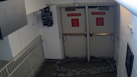 7174CVCULStair8EExit_2021-01-05_05h40min01s047ms.mp4