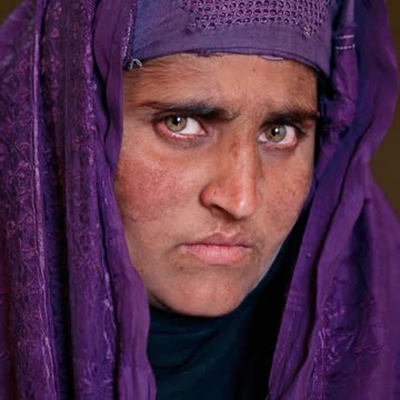 Top 10 Most Beautiful Women’s Eyes Part 1