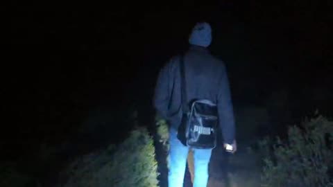 2023-03-09 (6) - en route vers l'intraterre (gros lag) - Twitch Decheterie