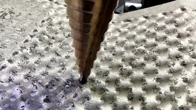 Hole cutter super slow mo