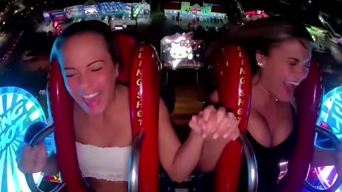 Sling shot ride girls scraming