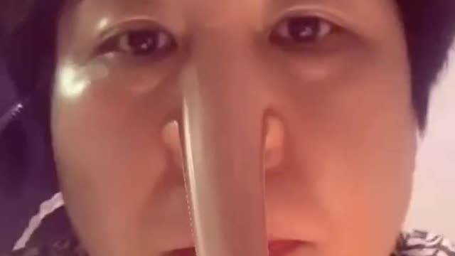 기분 나쁜 코놀림..