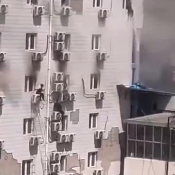 Large Fire Breaks Out In Beijing Hospital