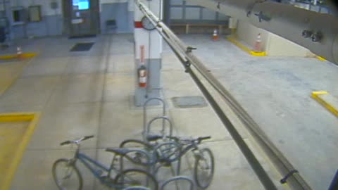 3134RHOBG2GarageEntrance_2021-01-05_07h20min00s920ms.mp4