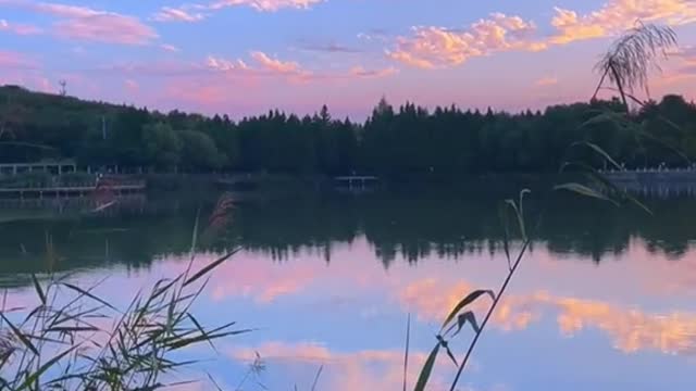 #orangeclouds #bluesky #waterreflection #sunset #aesthetic #tiktok #foryou #beauty #scenery