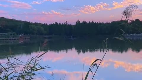 #orangeclouds #bluesky #waterreflection #sunset #aesthetic #tiktok #foryou #beauty #scenery