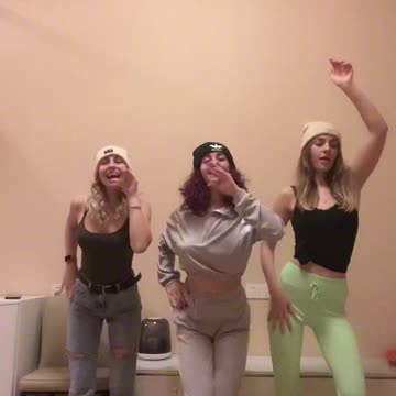 Bride And Brother Pull Off Epic Wedding Dance Routine