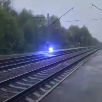 WHAT THE HECK IT THIS THING?